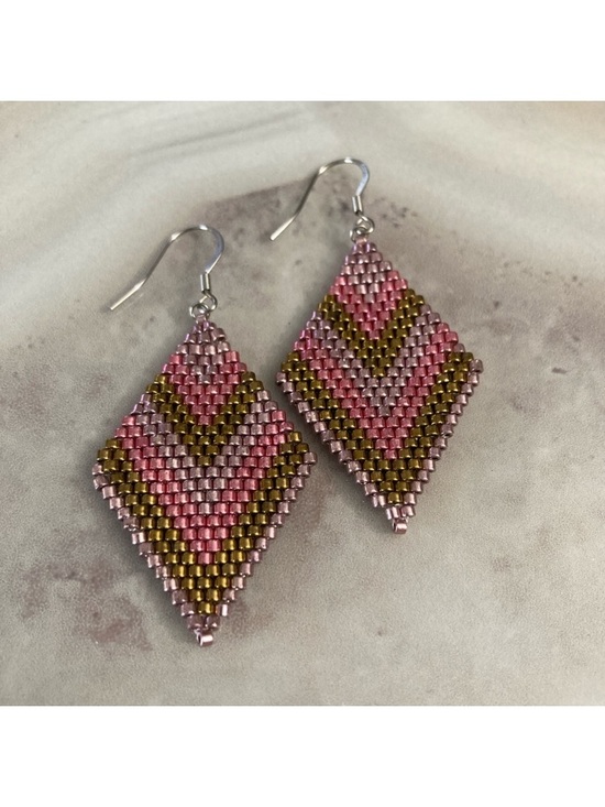 ✨✨BEV April Bundle✨✨ - Picture 9 of 14